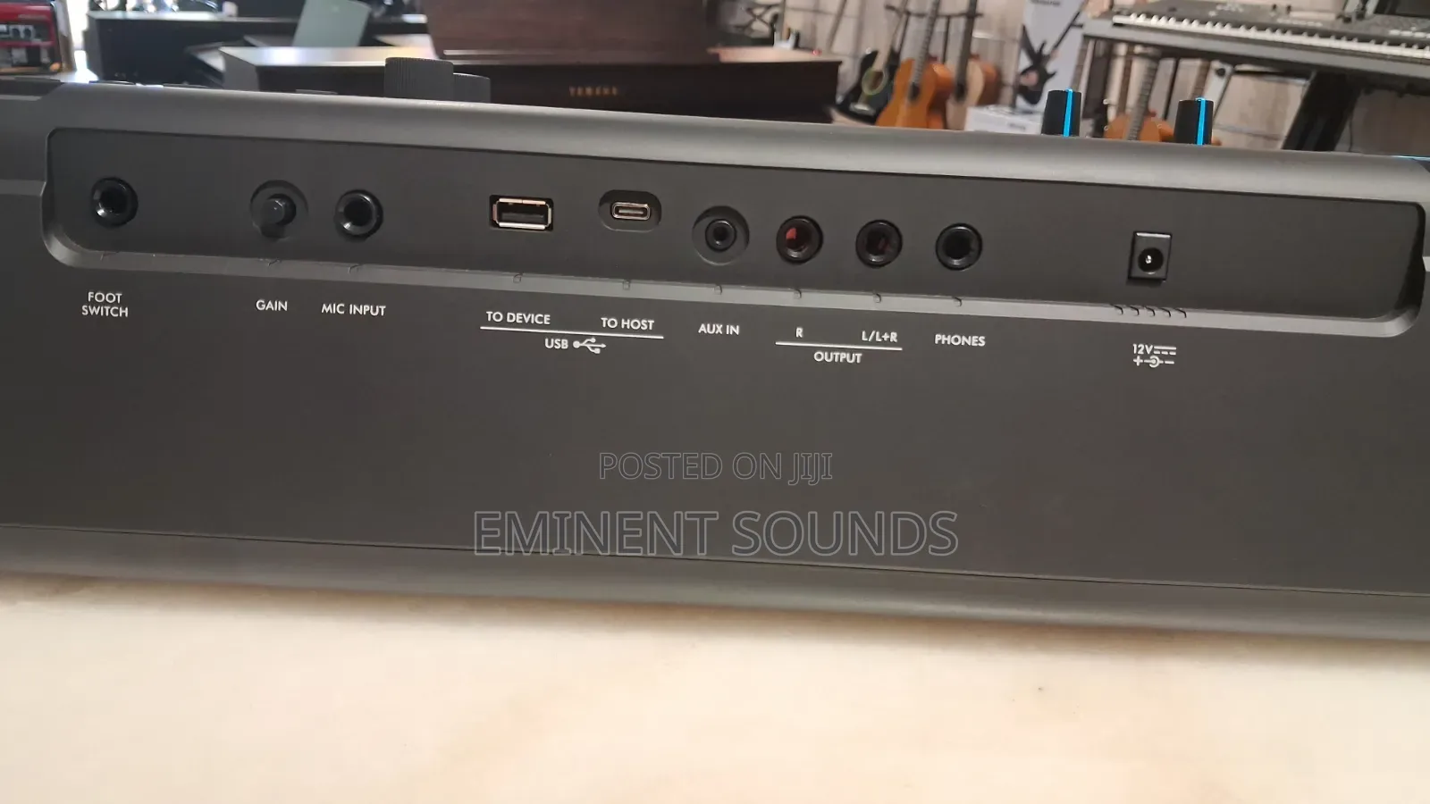 Yamaha PSR-E483