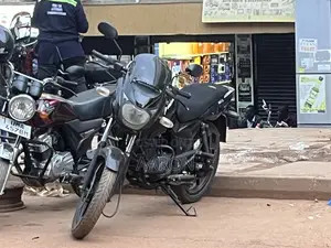 Bajaj Pulsar 180 2019 Black