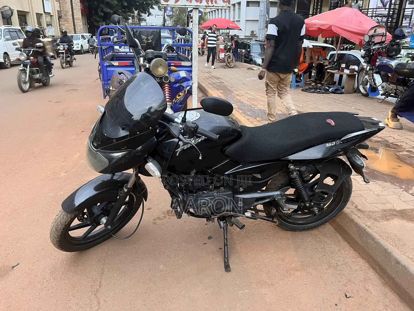 Bajaj Pulsar 180 2019 Black