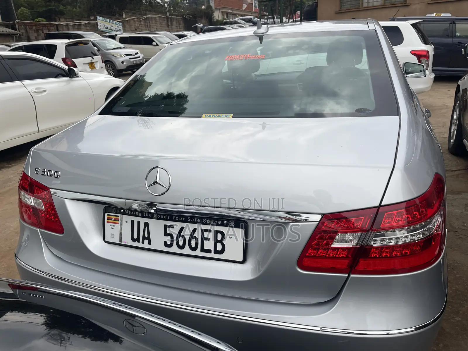 Mercedes-Benz E300 2011 Silver