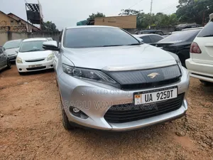 Toyota Harrier 2016 Silver