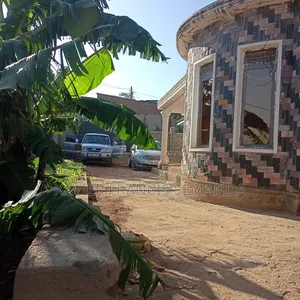 4bdrm Bungalow in Residential, Nabweru for sale
