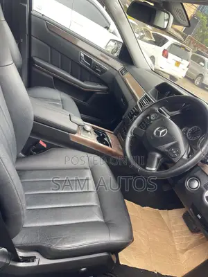 Mercedes-Benz E300 2011 Silver