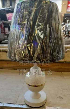 Gobal Bedside Table Lamp
