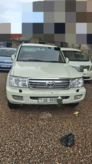 Toyota Land Cruiser Cygnus 4.7 2003 White