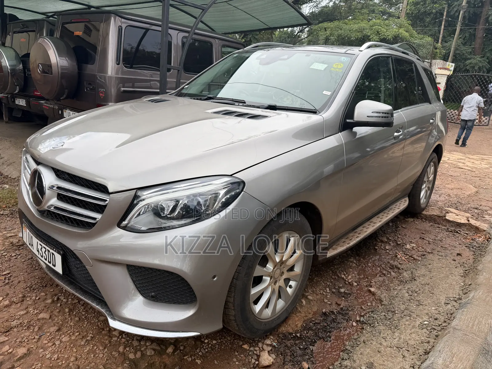 Mercedes-Benz GLE-Class 2016 Gold