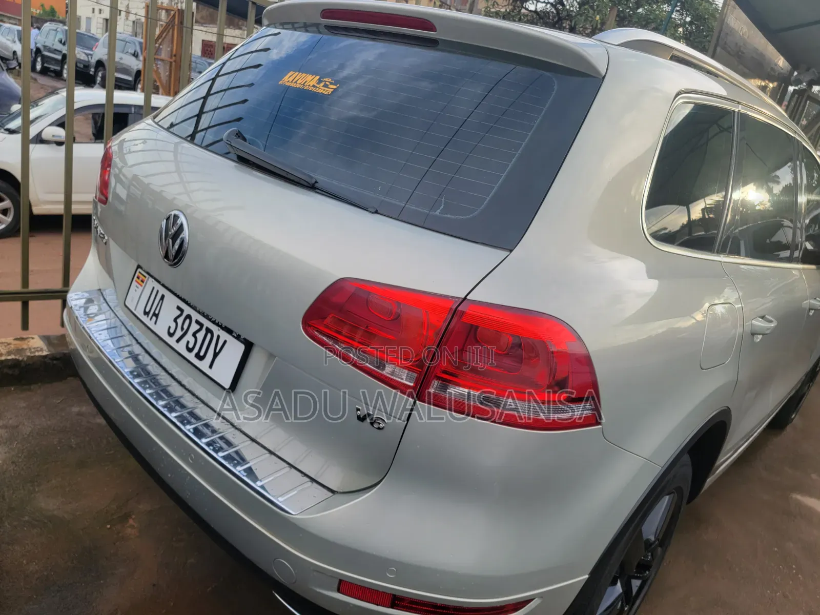 Volkswagen Touareg 2013 Silver