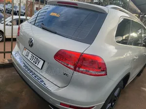 Volkswagen Touareg 2013 Silver