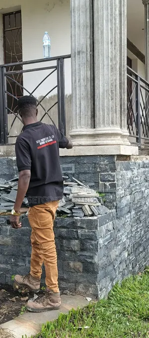 Column Grooves
