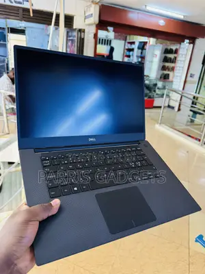 Laptop Dell Precision 5540 16GB Intel Core i7 SSD 256GB