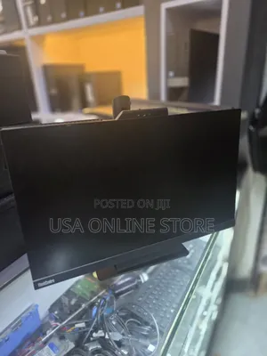 Desktop Computer Lenovo 8GB Intel Core i5 SSD 256GB