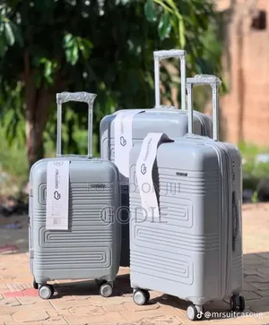 3-Piece Soft Rubber Suitcase Set Featuring an 8-Wheel Spinner Design
