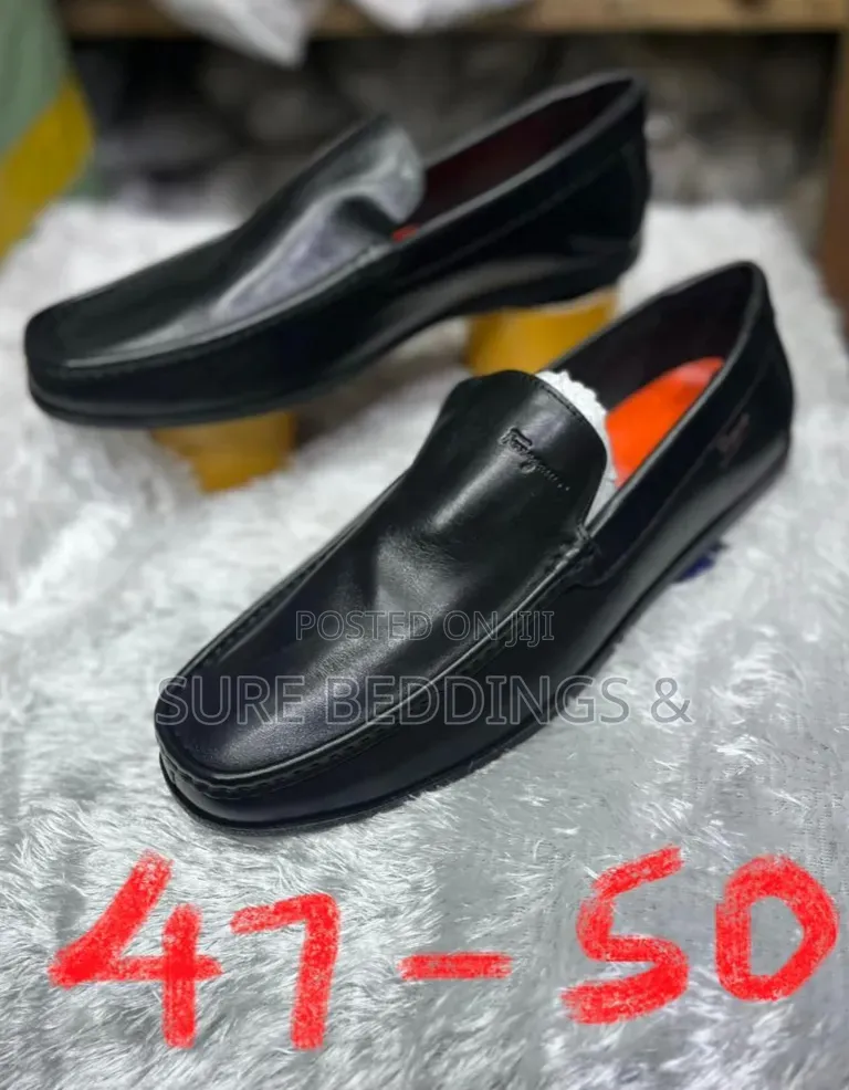 Large Clarks Moccasins