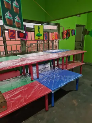 Green*Blue *Red Kids Plastic Table Kids Plastic Table 1pc