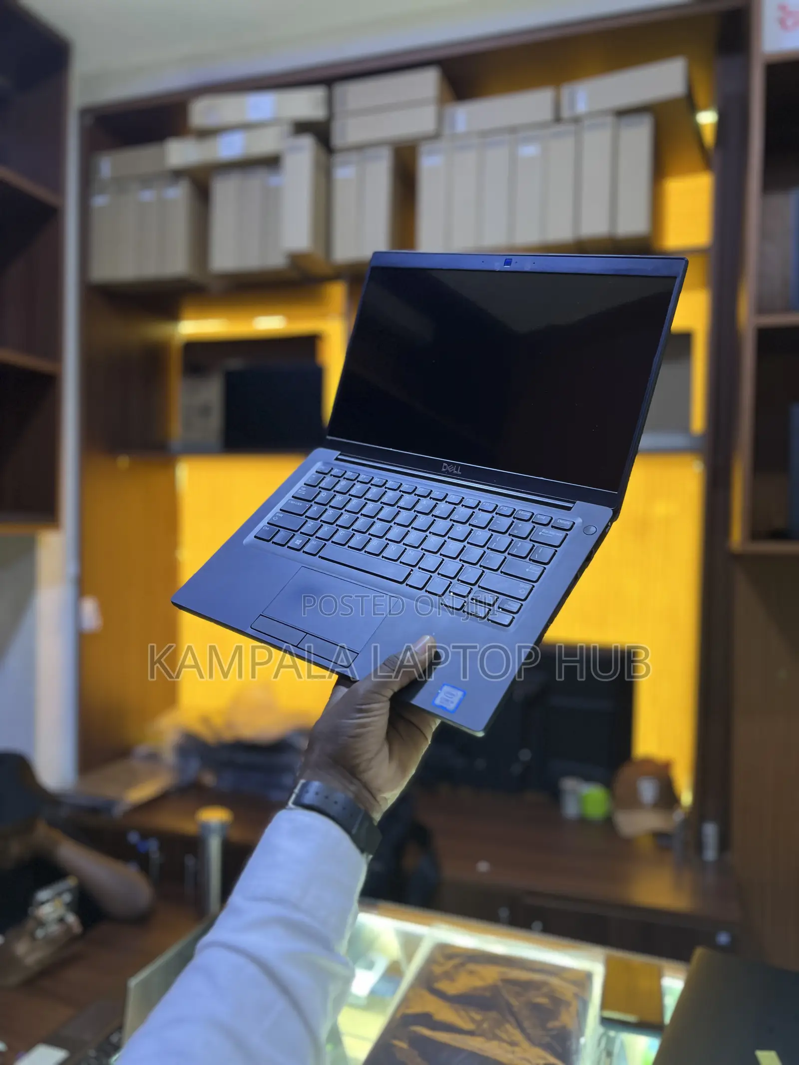 New Laptop Dell Latitude 7390 8GB Intel Core i5 SSD 256GB