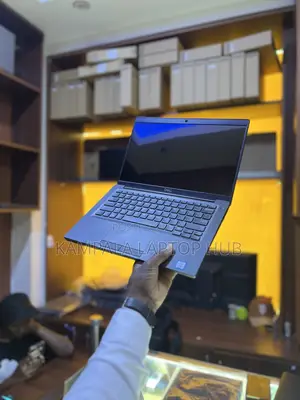 New Laptop Dell Latitude 7390 8GB Intel Core i5 SSD 256GB