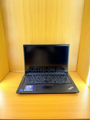 Laptop Lenovo ThinkPad E14 Gen 1 8GB Intel Core i5 SSD 256GB
