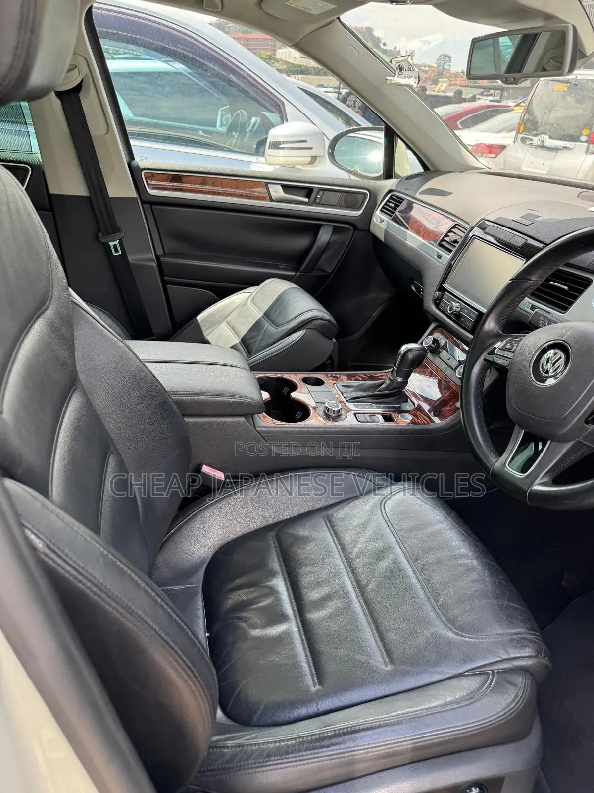 Volkswagen Touareg VR6 Executive 2012 White