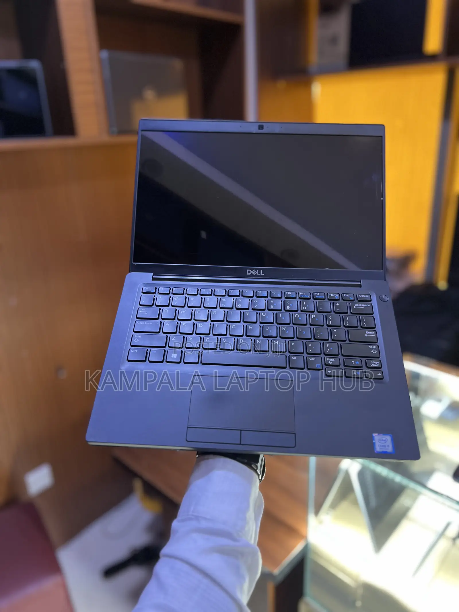 Laptop Dell Latitude 7390 8GB Intel Core i7 SSD 256GB