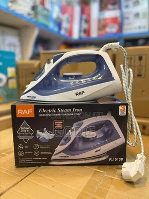 Raf R.1013b Electric Steam Iron With a Ceramic Soleplate.