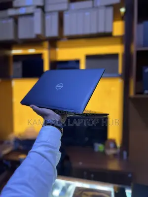 Laptop Dell Latitude 7390 8GB Intel Core i7 SSD 512GB