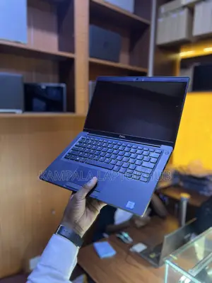 Laptop Dell Latitude 7390 16GB Intel Core i7 SSD 512GB