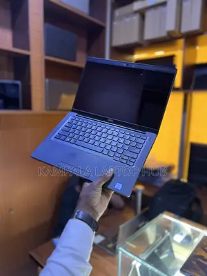 Laptop Dell Latitude 7390 16GB Intel Core i7 SSD 512GB
