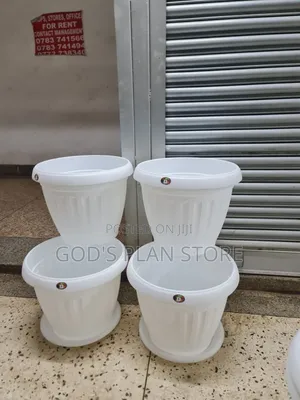Stable Plastic Flower Pots Stable Plastic Flower Pots