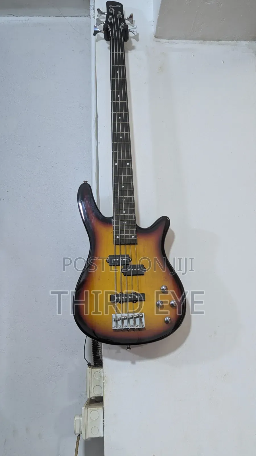 Yamaha Solo Guitar (Brand New)