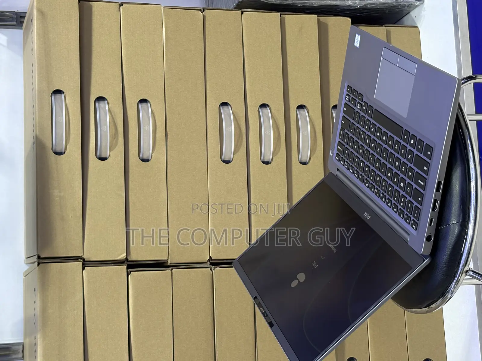 New Laptop Dell Latitude 7400 8GB Intel Core i5 SSD 256GB