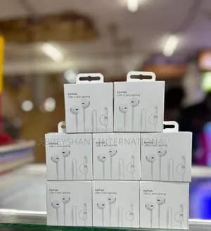 Apple Earpods With Usb-C/Lightning Connectors Ear Phones