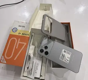New Tecno Spark 40 128 GB Silver