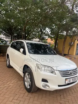 Toyota Vanguard 2009 White
