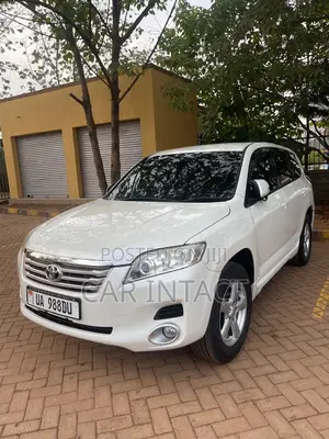 Toyota Vanguard 2009 White