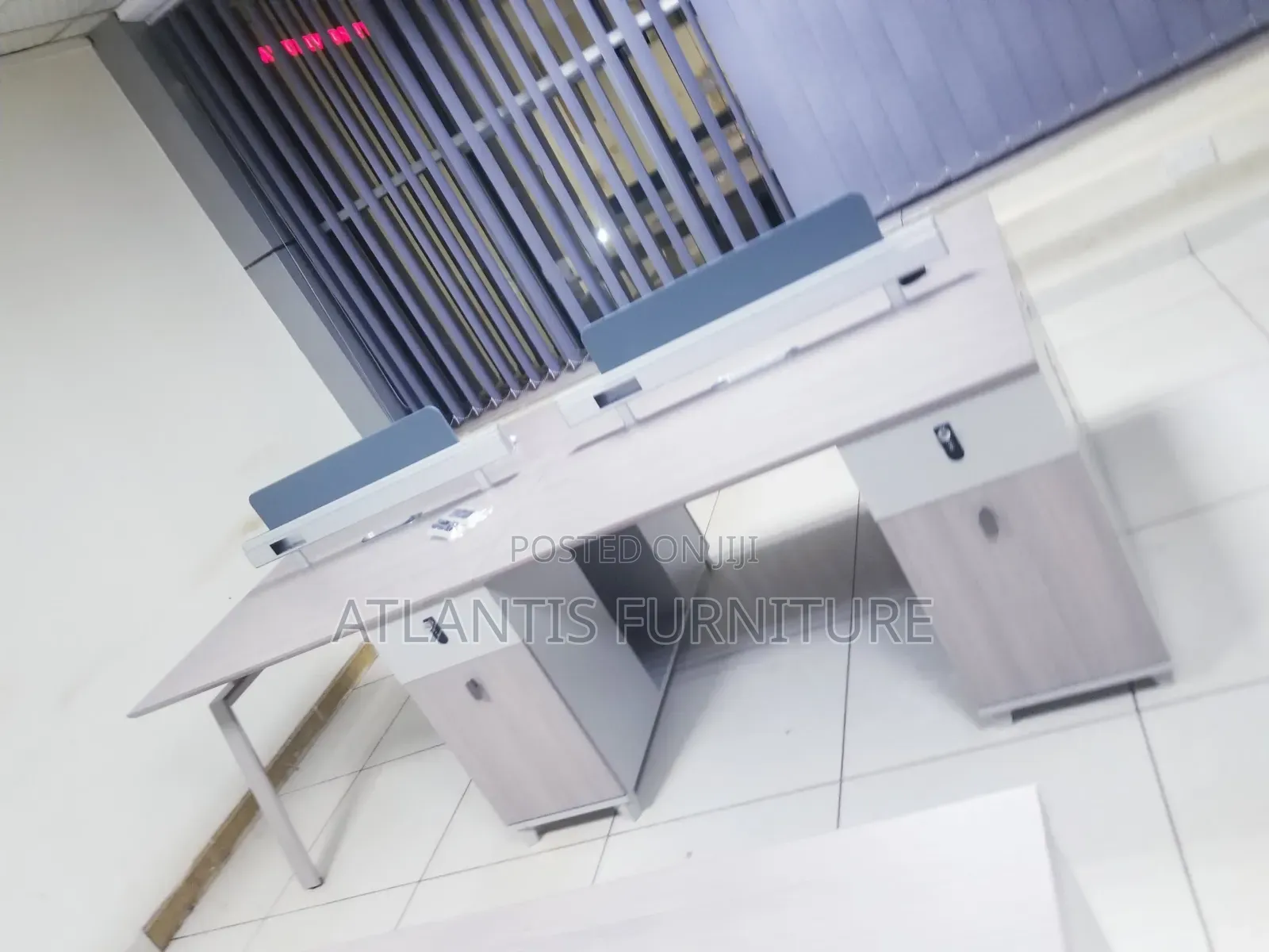 Executive Work Station, No Glass Added