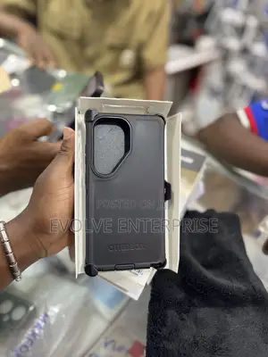 Otterbox S26 Ultra Armoured Cover