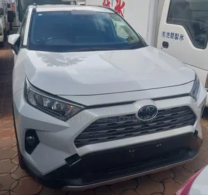 Toyota RAV4 2020 White
