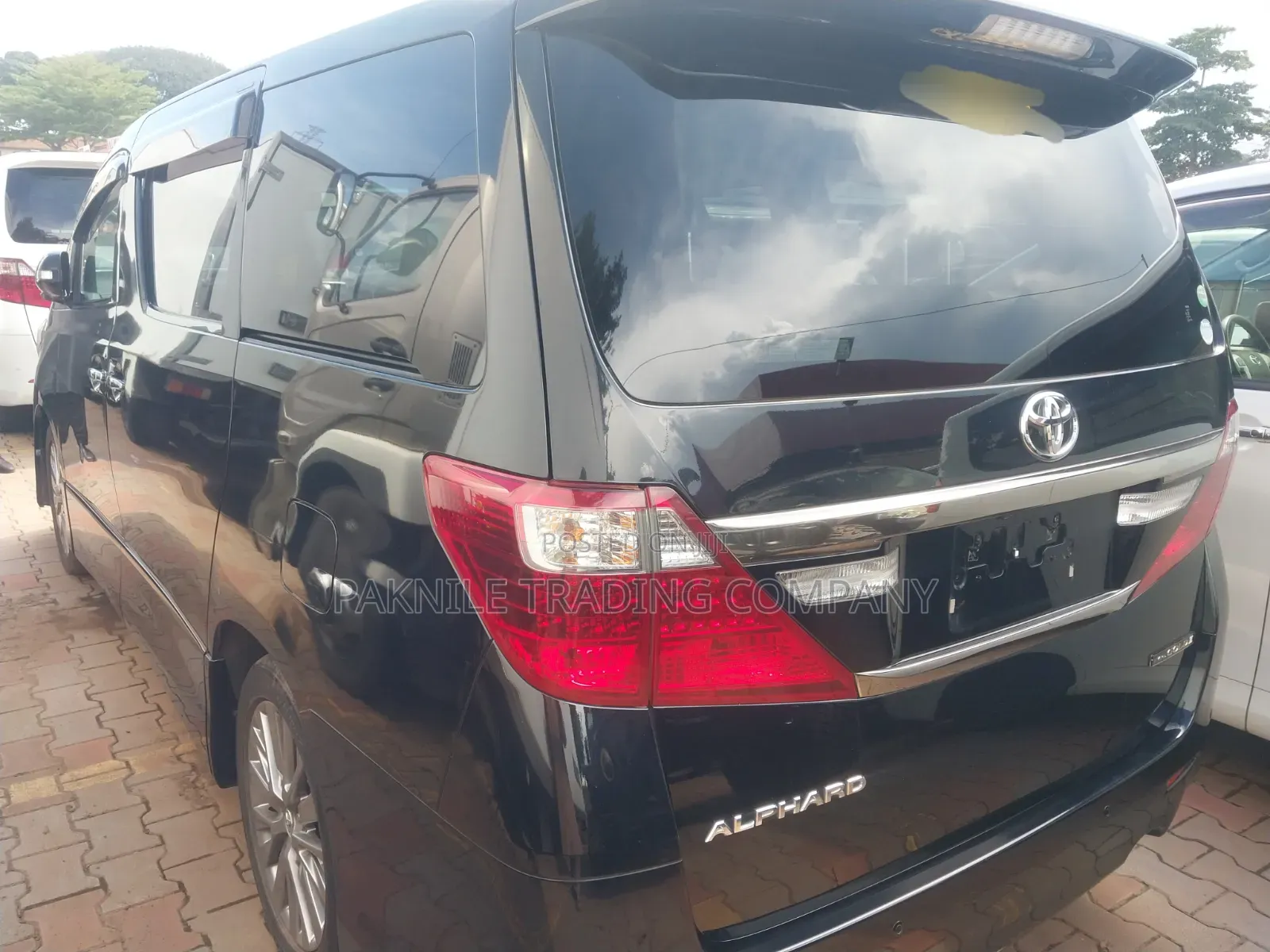 Toyota Alphard 2013 Black