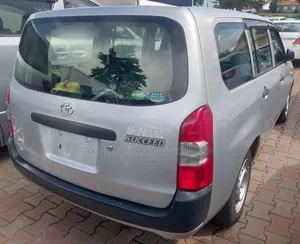 Toyota Probox 2017 Silver