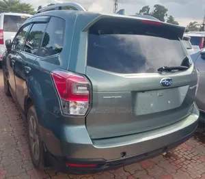 Subaru Forester 2017 Green