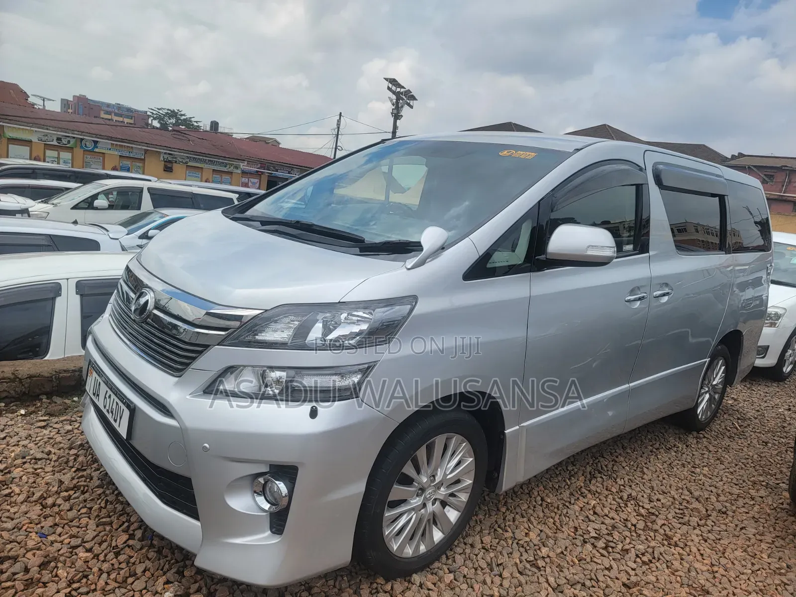 Toyota Alphard 2012 Silver