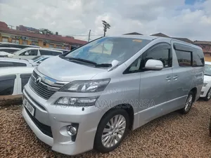 Toyota Alphard 2012 Silver