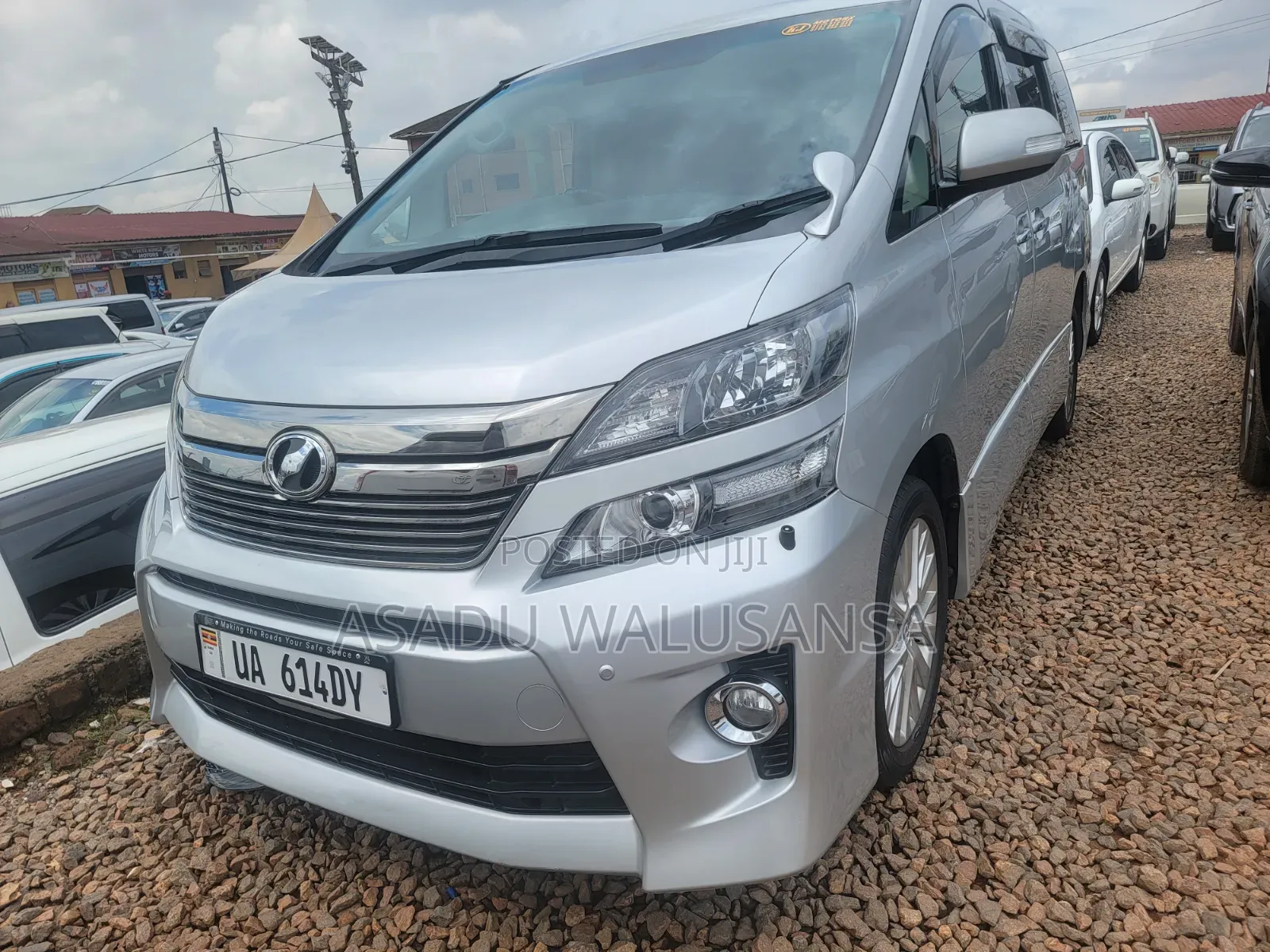 Toyota Alphard 2012 Silver