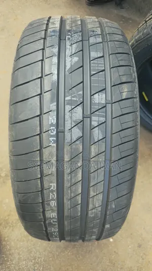 275/45r20 Low Profile Practica Tyres