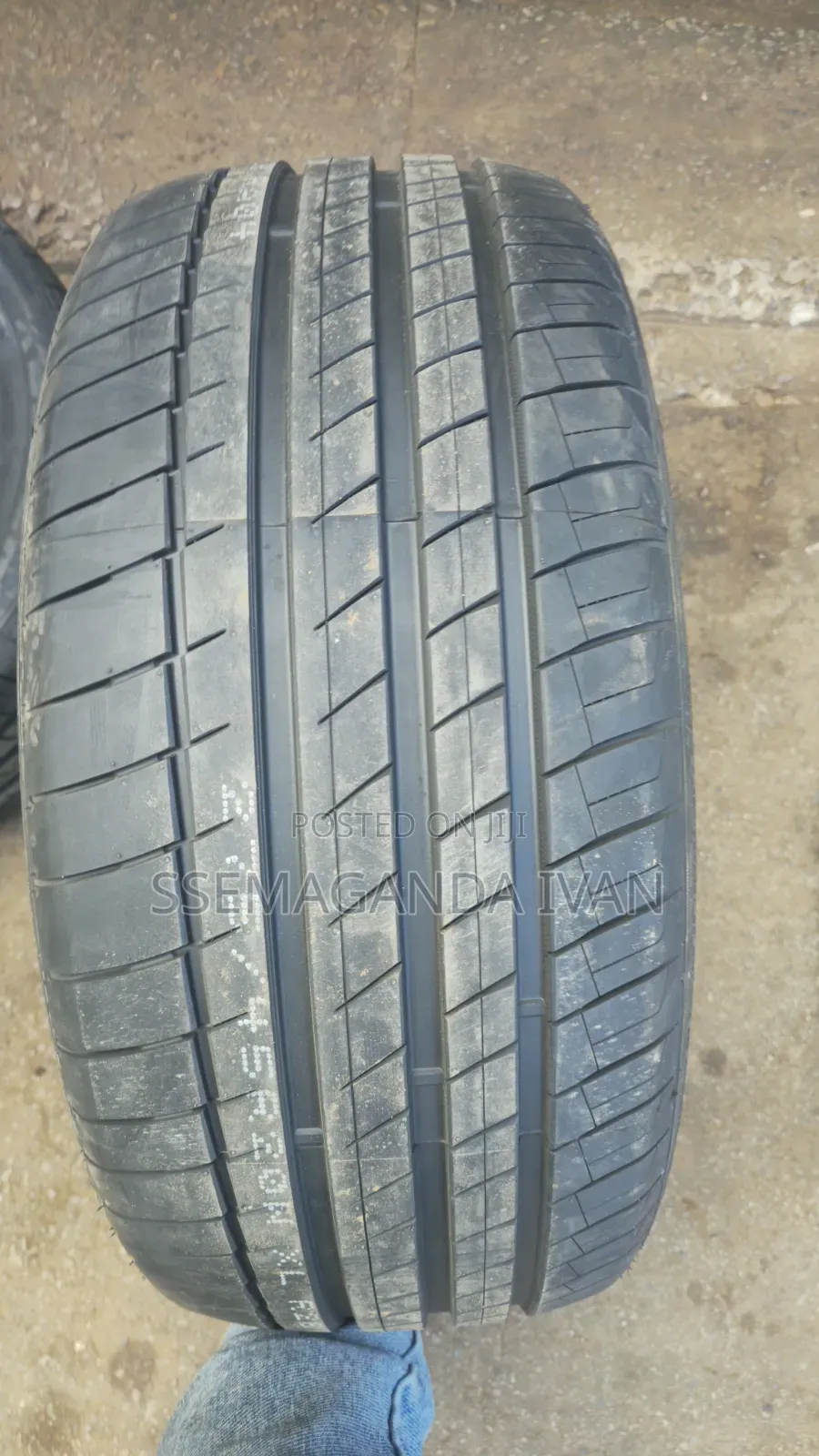 275/45r20 Low Profile Practica Tyres