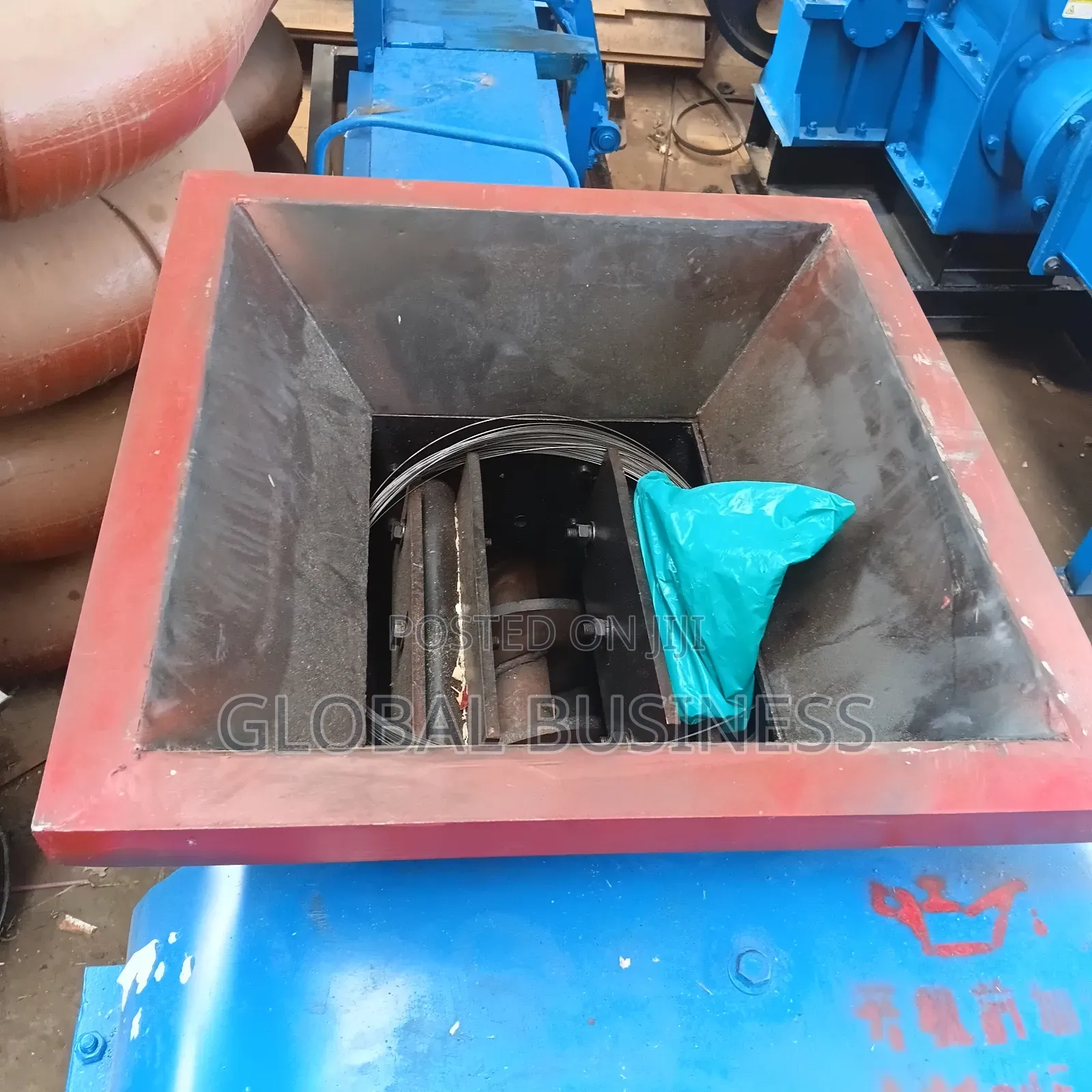 High Capacity Brick Moulding Machine – Strong Quality Bricks