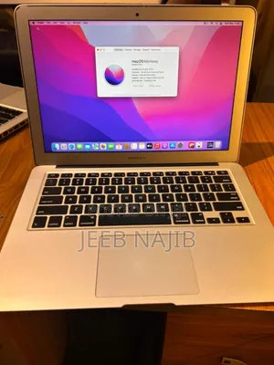 Laptop Apple MacBook Pro 2017 8GB Intel Core i5 SSD 128GB