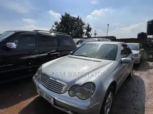 Mercedes-Benz C200 2006 Silver