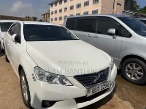 Toyota Mark X 2012 White