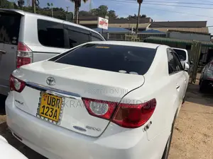 Toyota Mark X 2012 White